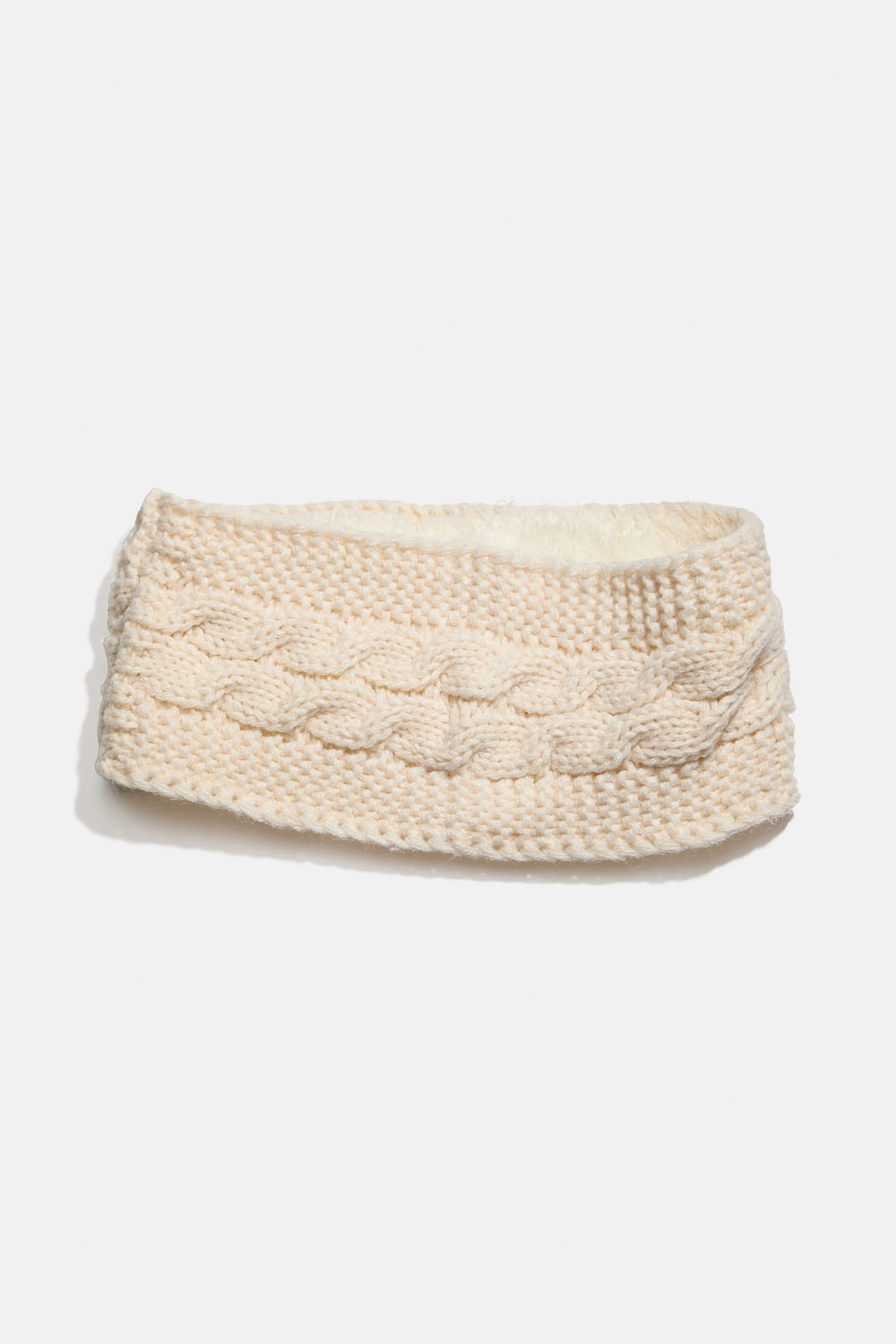 Hvidt, ribstrikket pandebånd i gruppen Accessories / Strik hos Glitter (171001463100)