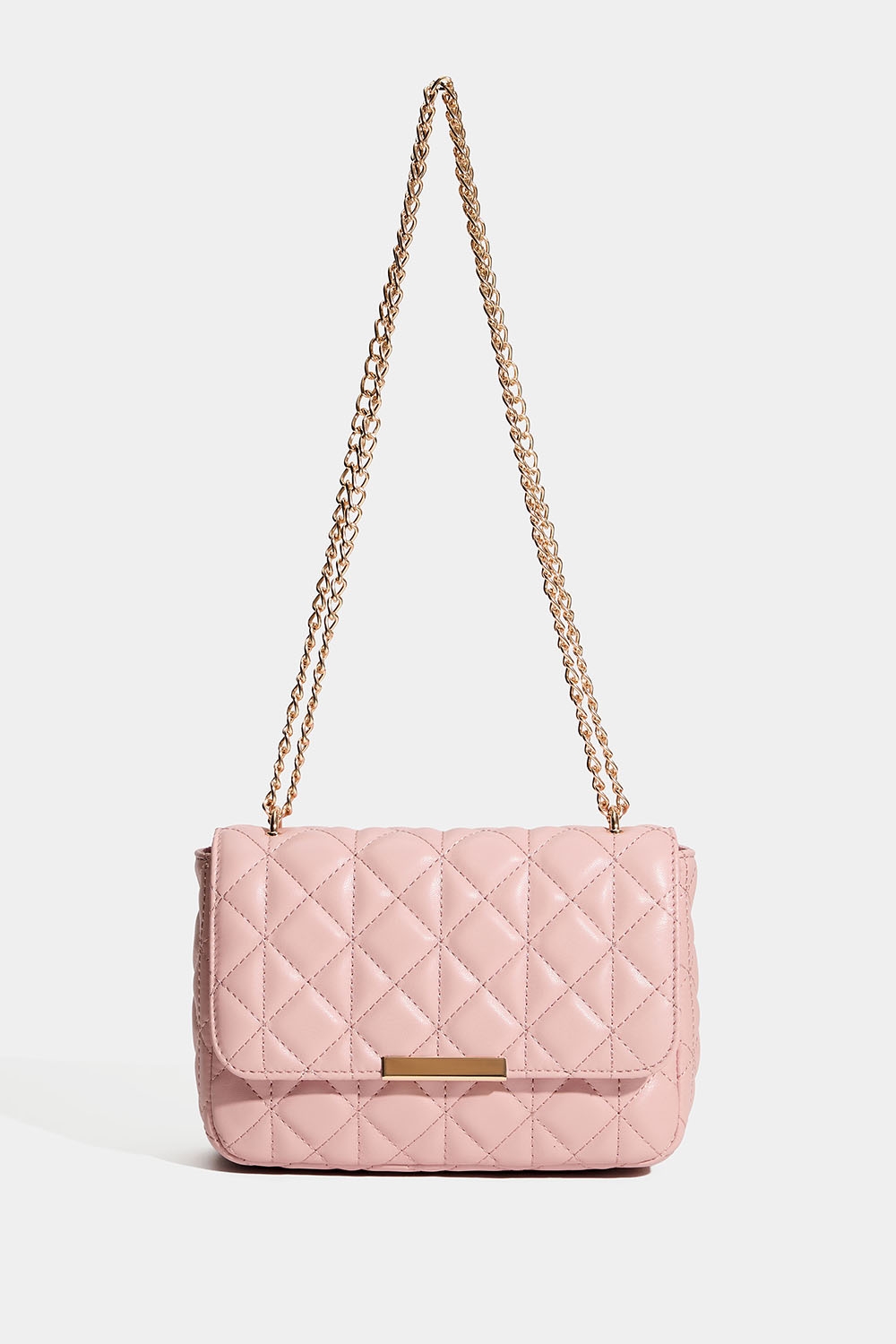 Lyserød taske med quiltet design og guldfarvet skulderrem i gruppen Tasker / Skuldertasker hos Glitter (172002015000)