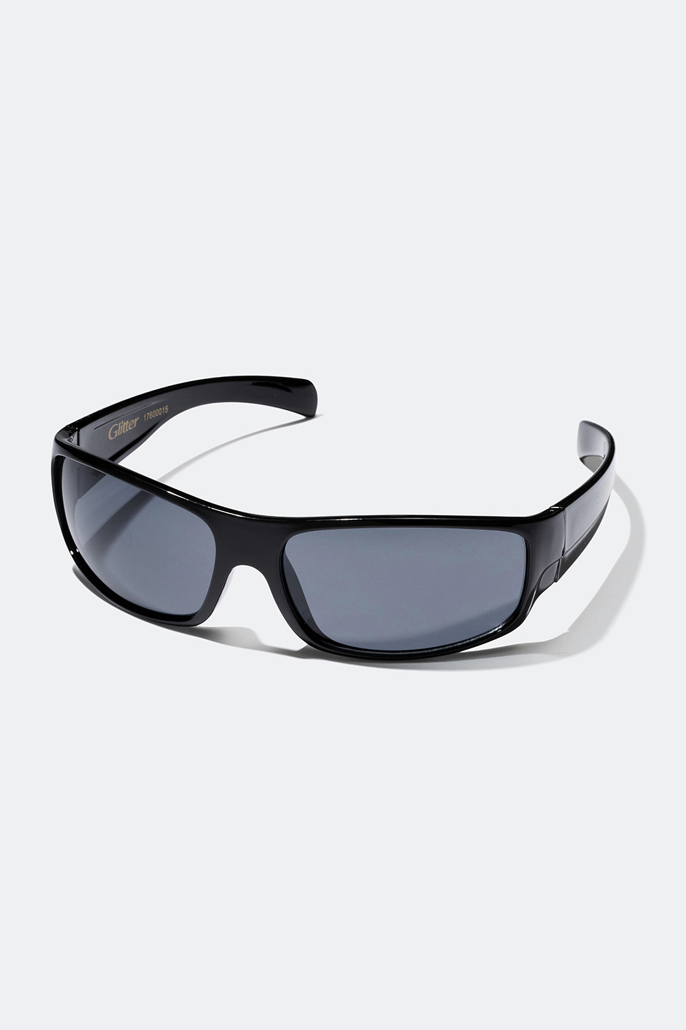 Solbriller med wraparound-design i gruppen Solbriller hos Glitter (17600015)