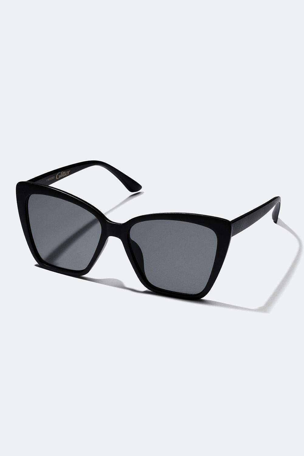 Sorte matte solbriller med cat design på Glitter.dk