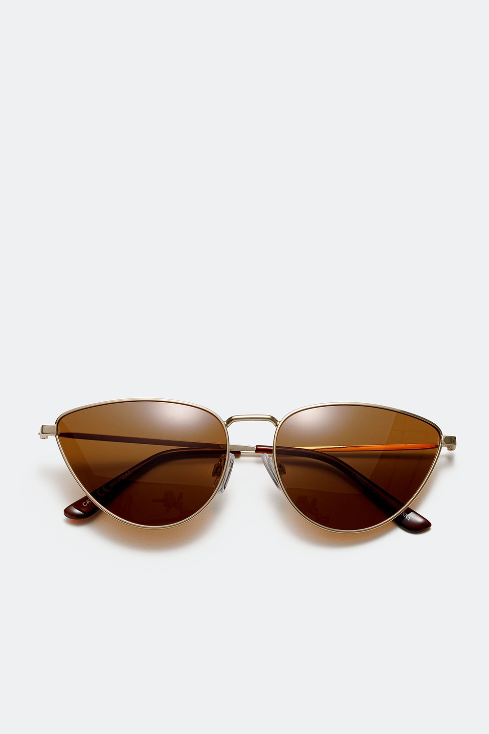 Cat eye solbriller med brune glas i gruppen Don Donna - solbriller hos Glitter (176000828000)