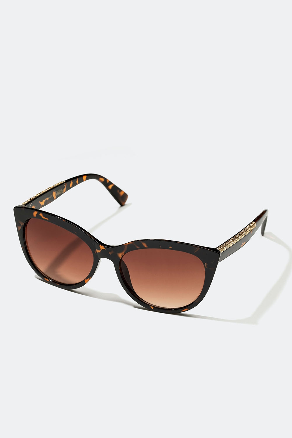 Mørkebrune solbriller med skildpaddemønstrede stænger i gruppen Accessories / Solbriller hos Glitter (176001208400)