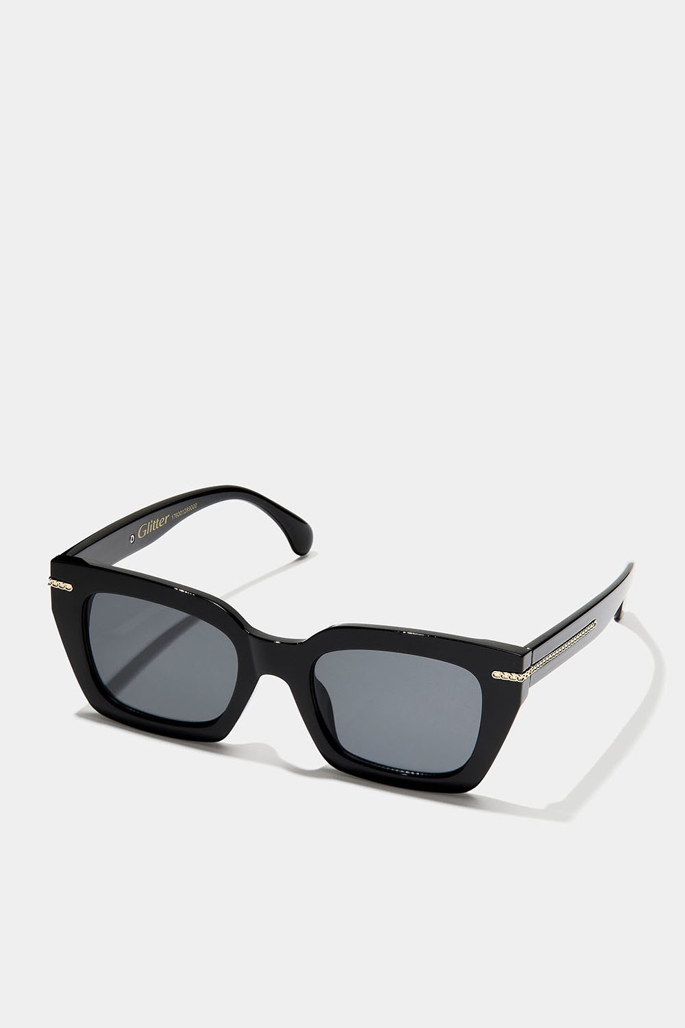 Kantede solbriller med kædedetalje. i gruppen Accessories / Solbriller hos Glitter (176001289000)