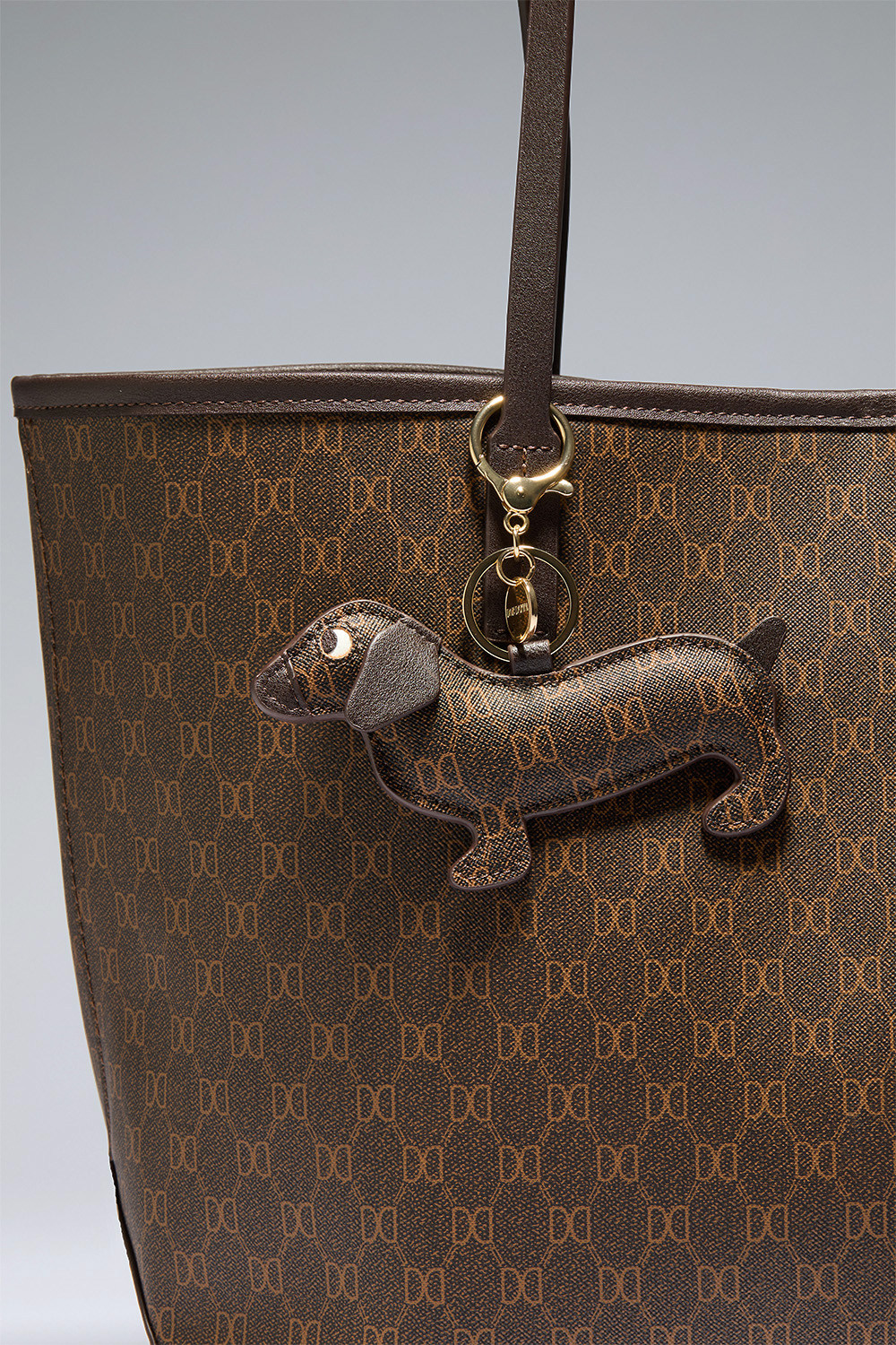 Taskepynt med hund i gruppen Store week / hos Glitter (177000688400)