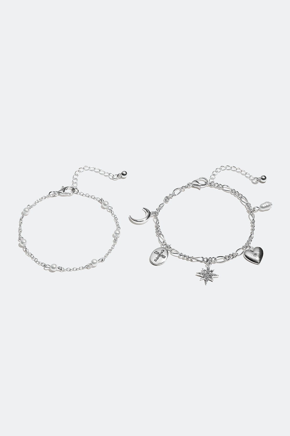 Pakke med 2 armbånd med perler og charms i gruppen Smykker / Armbånd / Flerpak hos Glitter (251000791001)