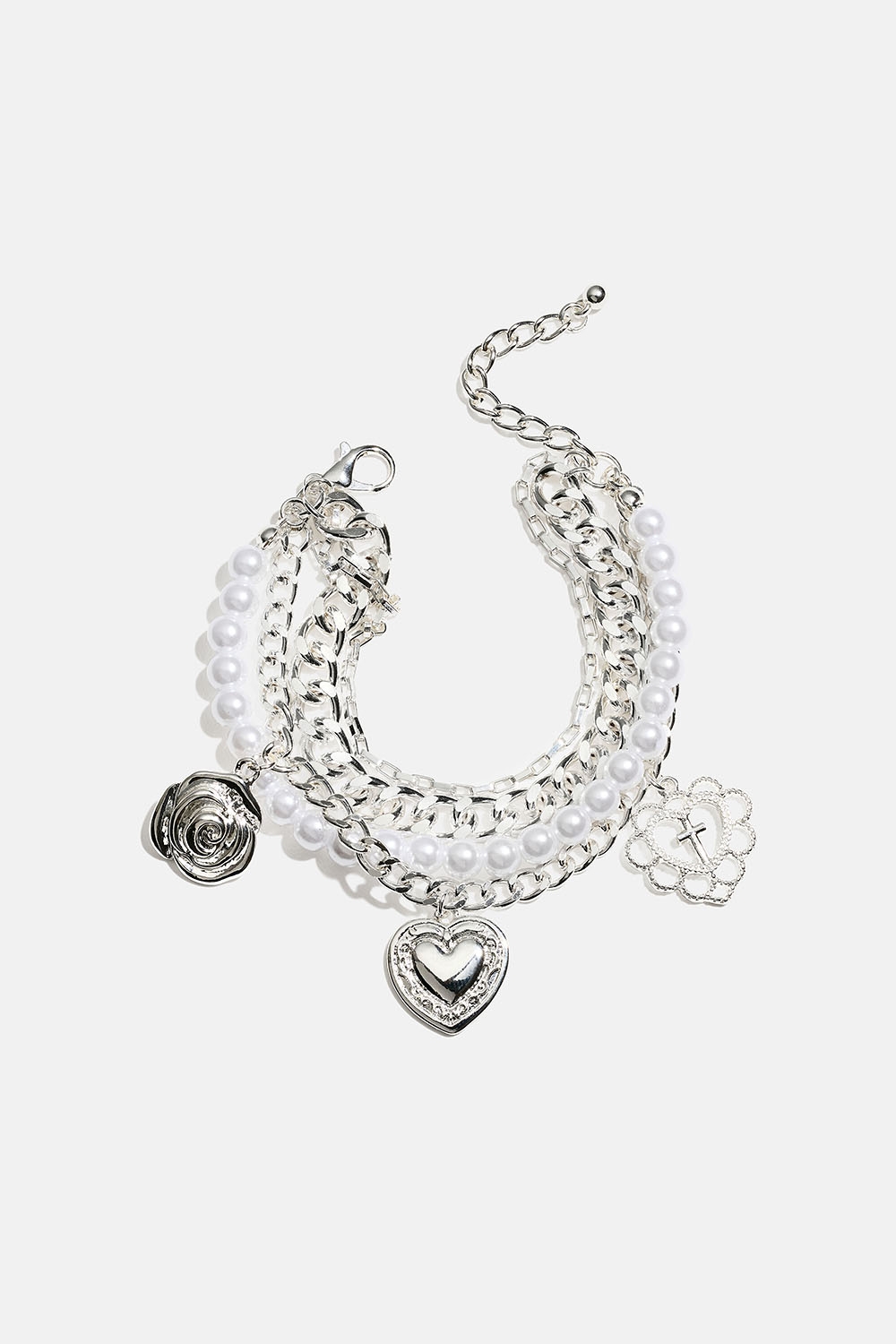 Armbånd med fire led og charms i gruppen Smykker / Armbånd / Brede hos Glitter (251001801001)