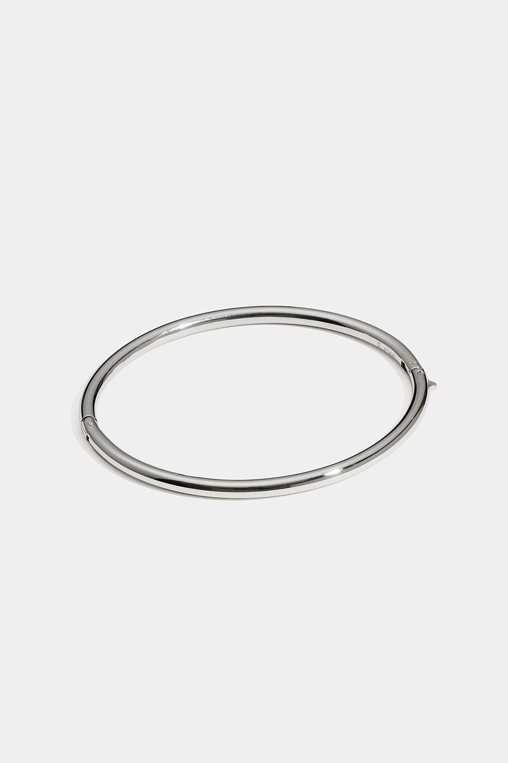 Smal bangle i stål i gruppen Stål / Armbånd i stål hos Glitter (251002211601)