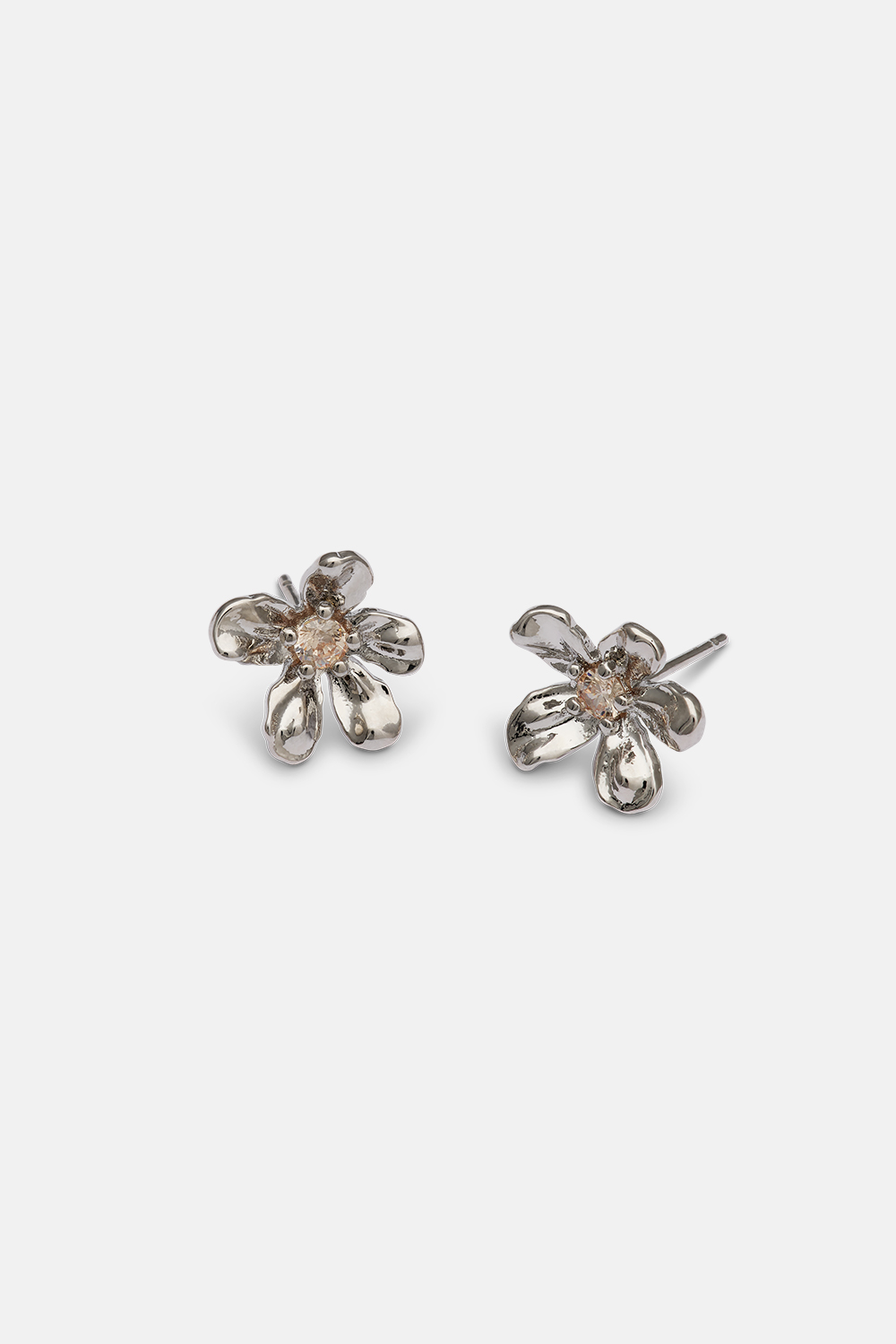 Petite Eponine stud earrings - Silver i gruppen Smykker / Øreringe / Ørestikker hos Glitter (253001641001)