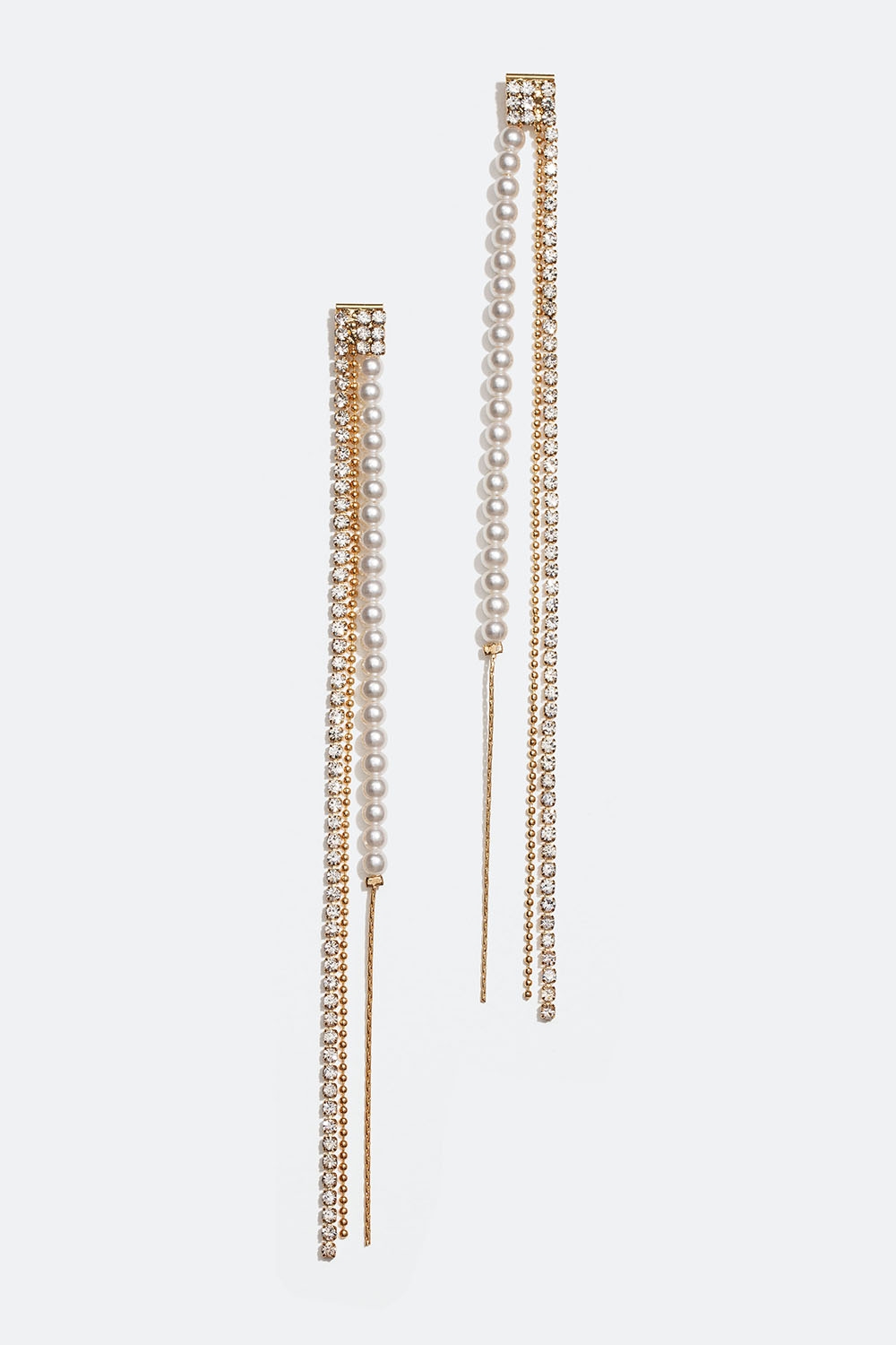 Lange guldfarvede øreringe med perler og glassten i gruppen Smykker / Øreringe hos Glitter (253005900202)
