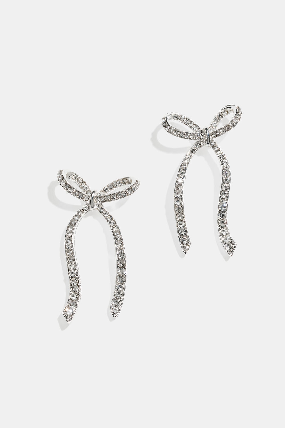 Øreringe med sløjfer med rhinsten i gruppen Smykker / Øreringe hos Glitter (253009601001)