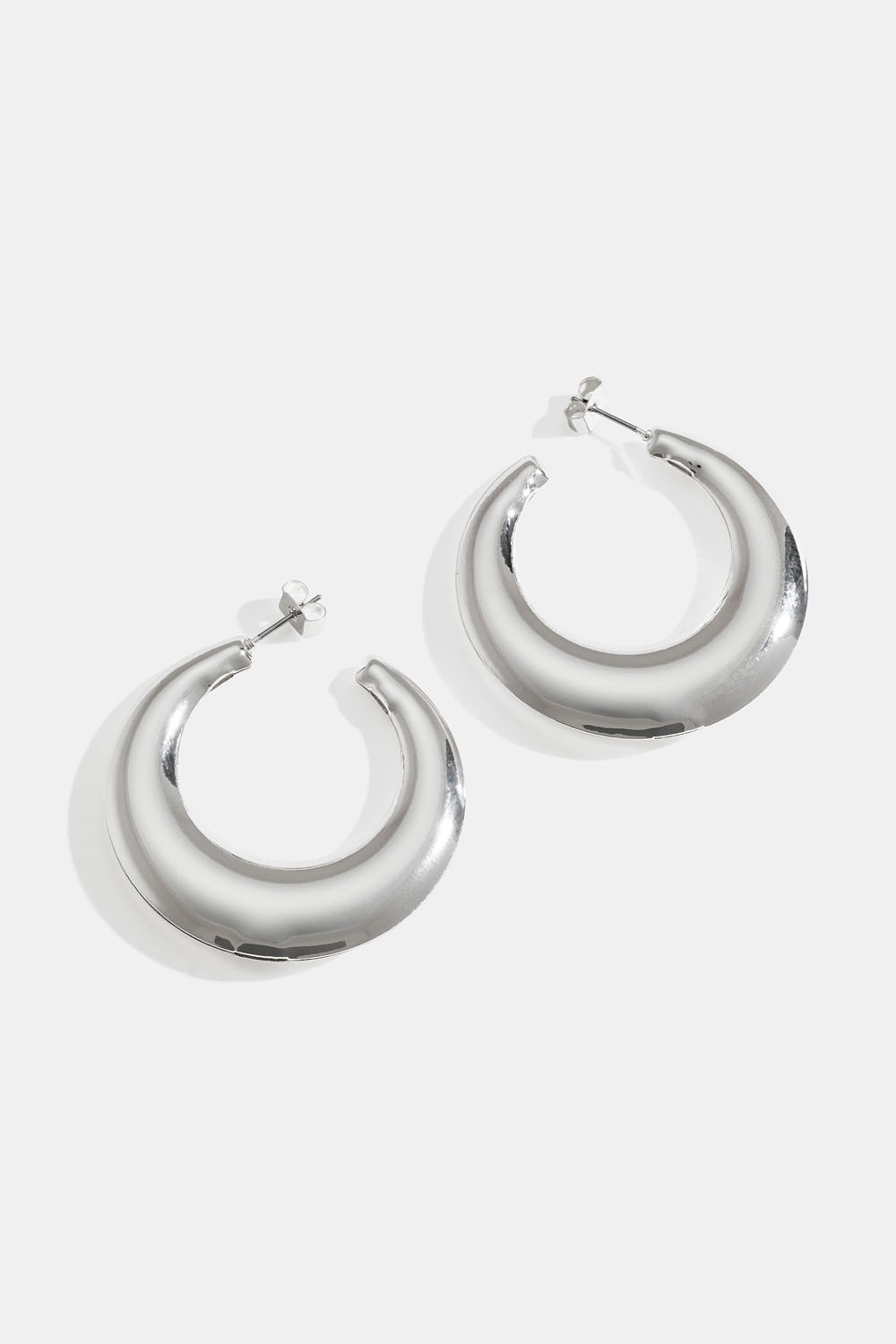 Hoops med afrundet kant i gruppen Smykker / Øreringe / Hoops hos Glitter (253009691001)
