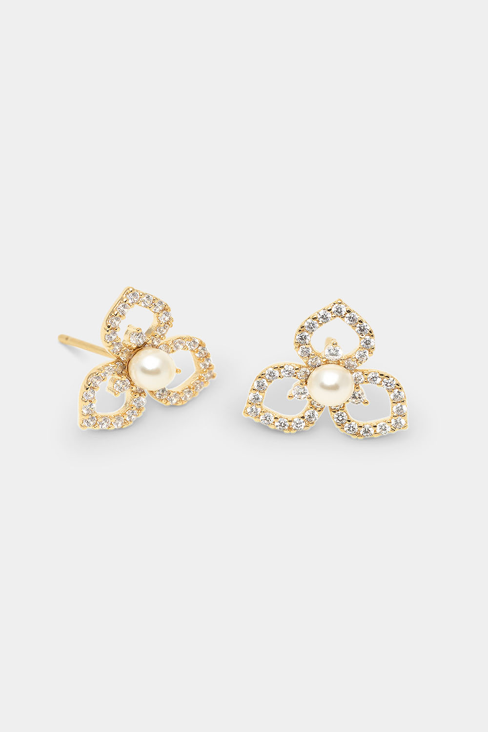 Elise earrings - Ivory pearl (gold) i gruppen Lily and Rose - Øreringe hos Glitter (253011522002)