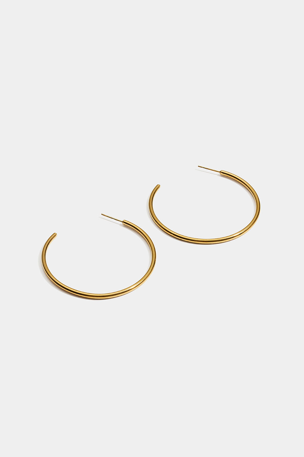 Store hoops i stål med 18 K guld i gruppen Store week / hos Glitter (253012232000)