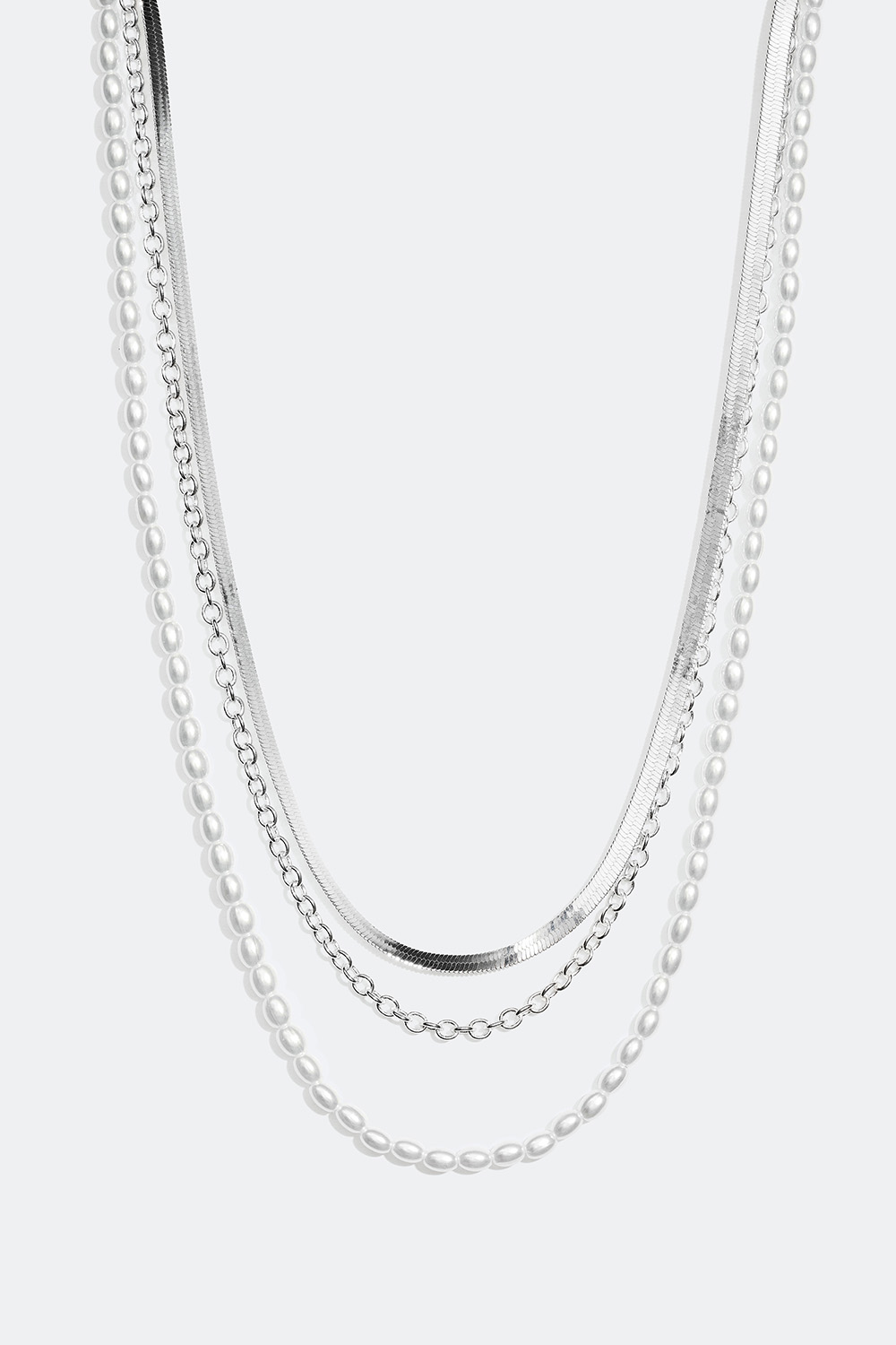 Lag-på-lag-halskæde med led og perler i gruppen Smykker / Halskæder hos Glitter (254000771001)