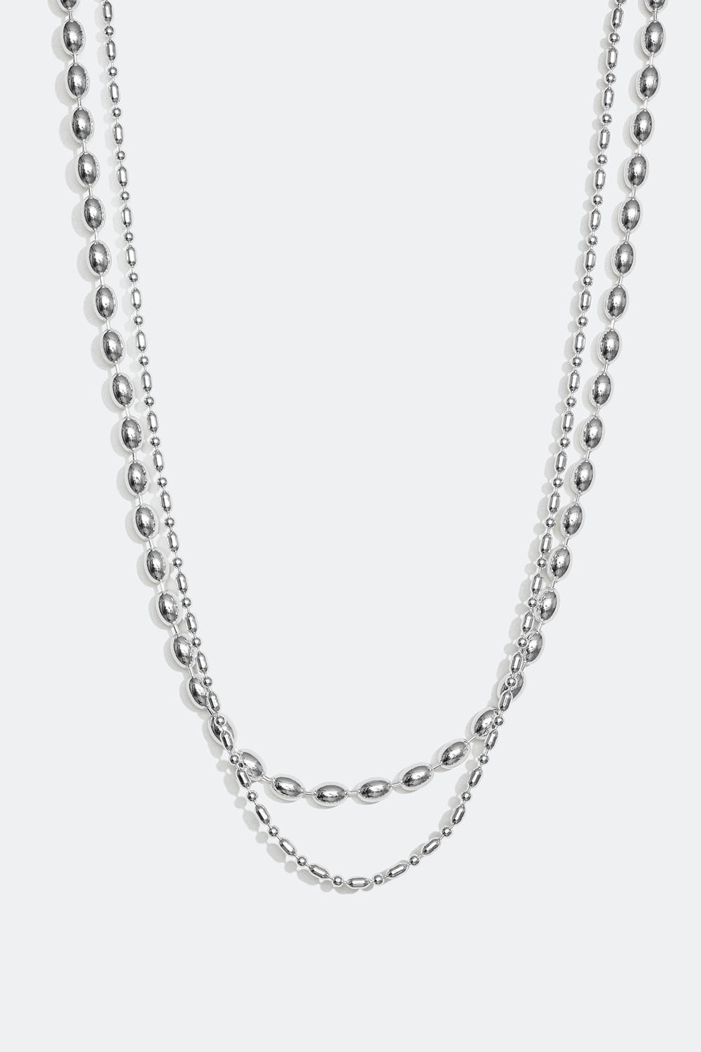 Dobbelt halskæde med ovale perler i metal i gruppen Smykker / Halskæder hos Glitter (254001311001)