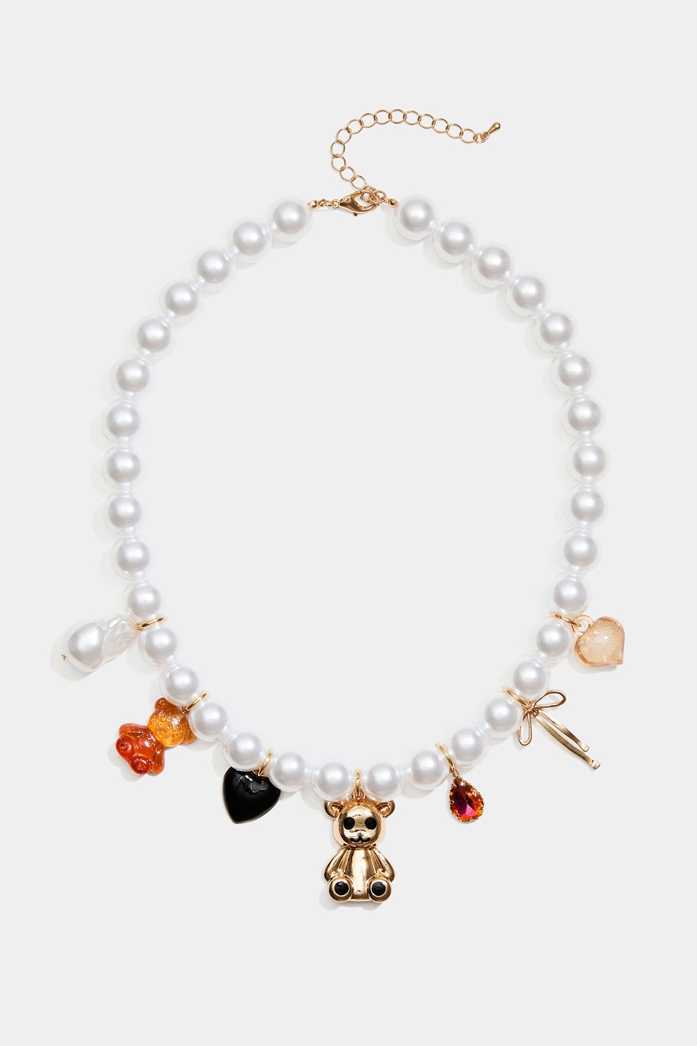 Perlehalskæde med charms i gruppen Store week / hos Glitter (254002289902)