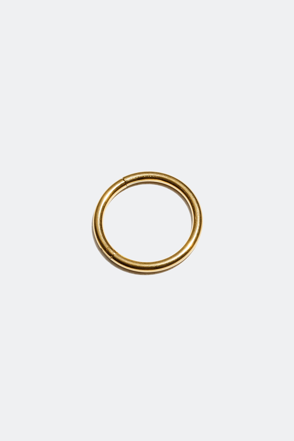 Guldfarvet piercingring, 10 mm, clicker i gruppen Smykker / Piercinger hos Glitter (255000562000)