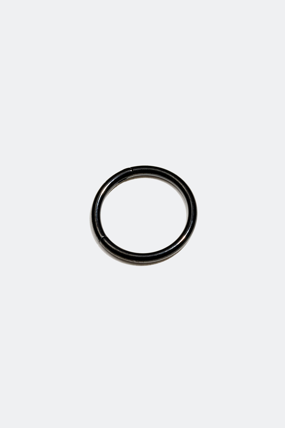 Sort piercing ring, 10 mm, clicker i gruppen Smykker / Piercinger hos Glitter (255000569000)