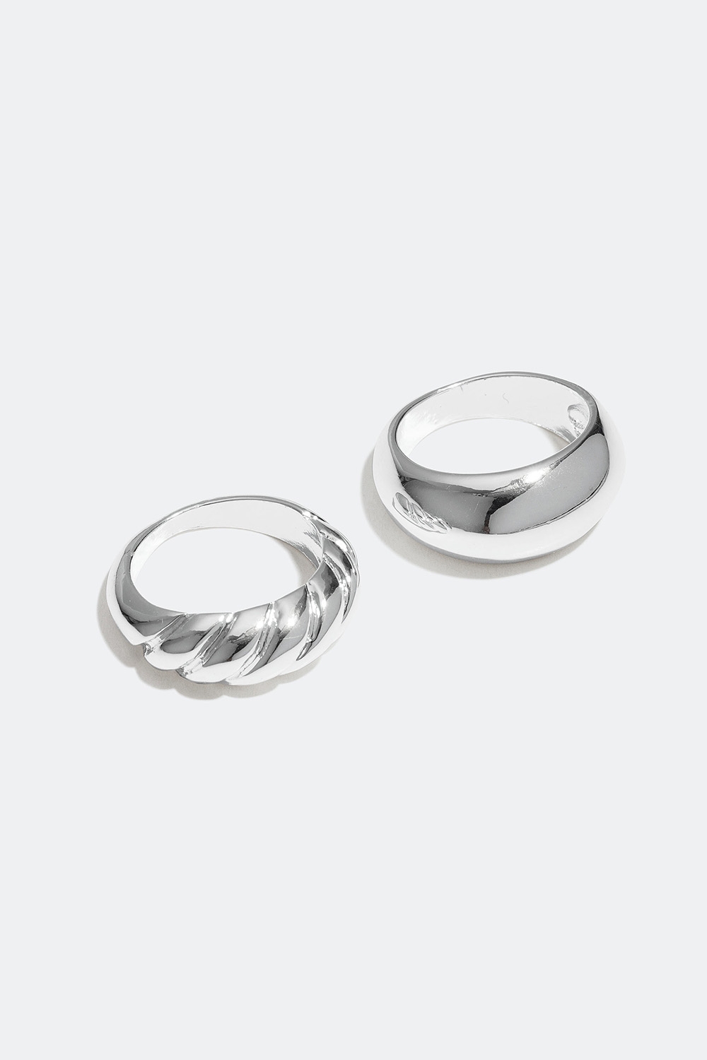 Ringe i glat og snoet design, 2-pak i gruppen Smykker / Ringe / Flerpak hos Glitter (25600035)