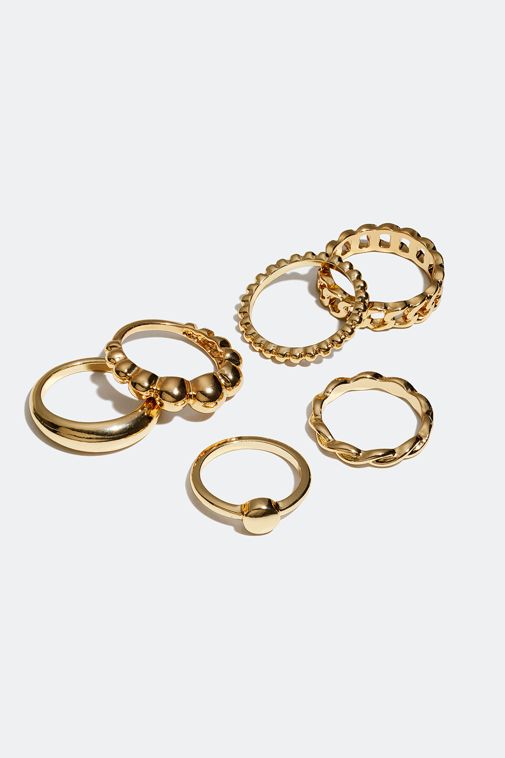 Guldfarvede ringe i forskellige størrelser med kugler, 6-pak i gruppen Smykker / Ringe / Flerpak hos Glitter (256000552016)