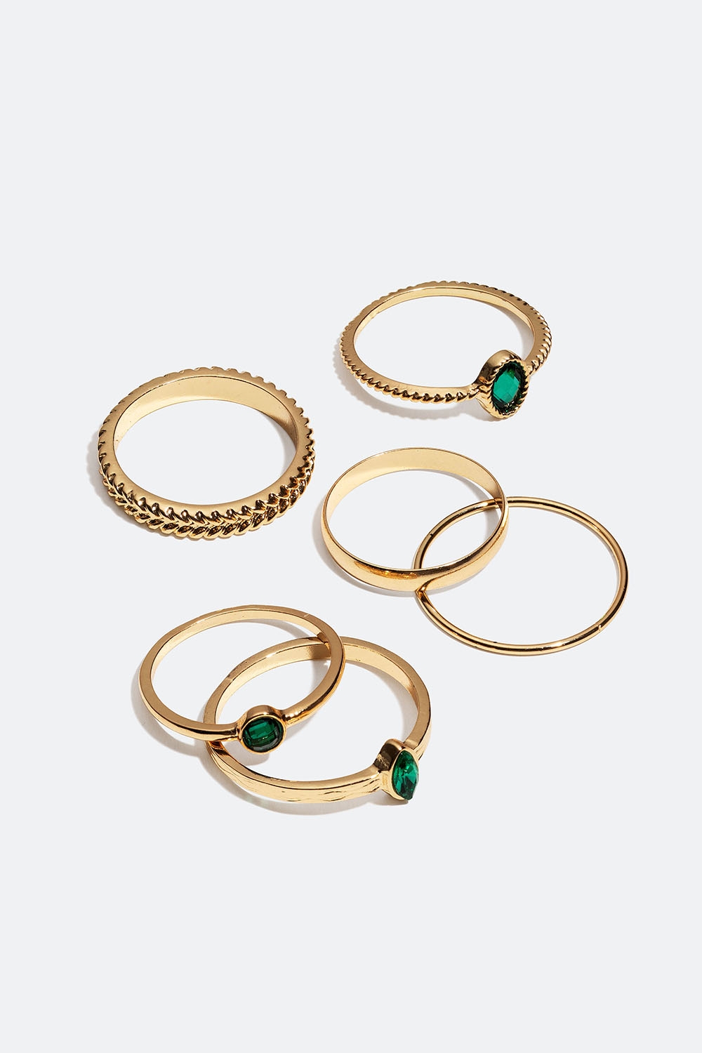 Guldfarvede ringe med grønne glassten, 6-pak i gruppen Smykker / Ringe / Flerpak hos Glitter (25600102)