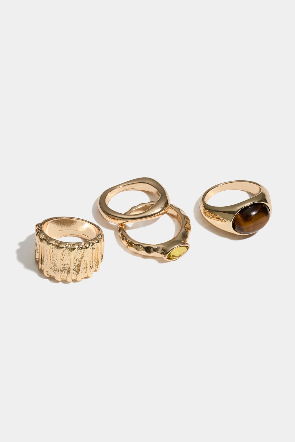 Ringe med forskellige designs og tigerøje, 4-pak i gruppen Smykker / Ringe hos Glitter (2560015220)