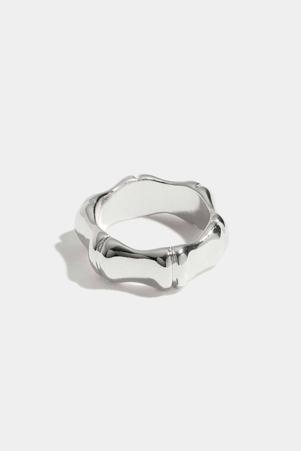 Ring med afrundet design i gruppen Smykker / Ringe hos Glitter (2560015810)