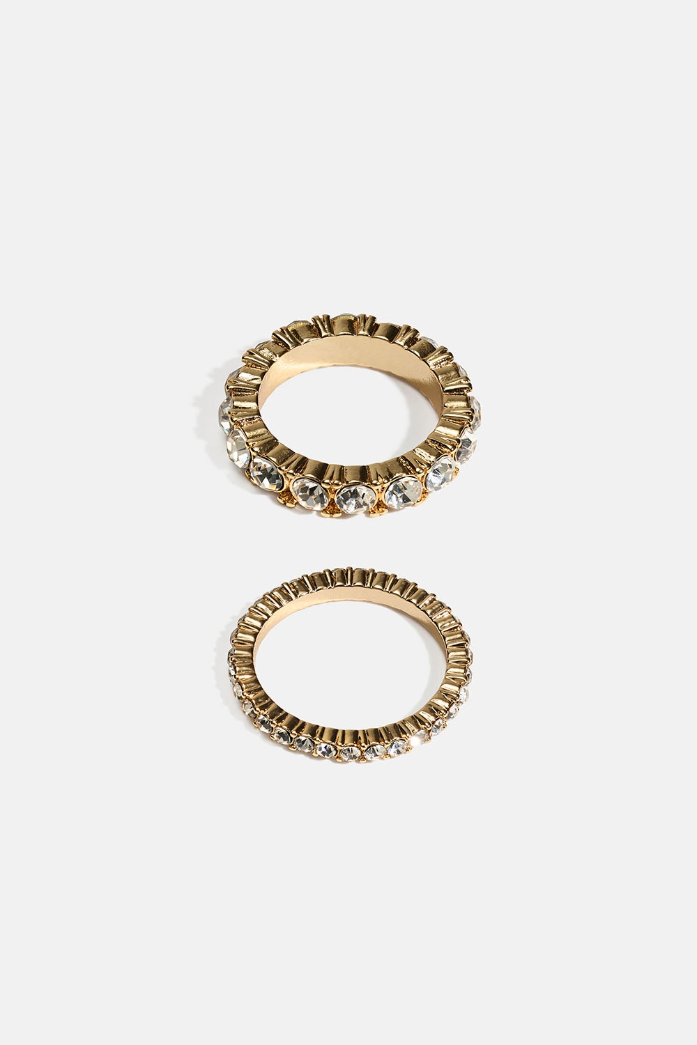 Guldfarvede ringe med rhinsten, 2-pak i gruppen Smykker / Ringe / Flerpak hos Glitter (2560016520)