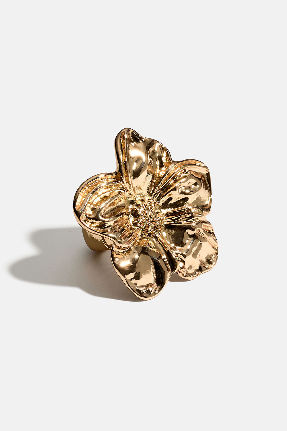 Justerbar guldfarvet ring med blomst i gruppen Smykker / Ringe hos Glitter (256001742000)