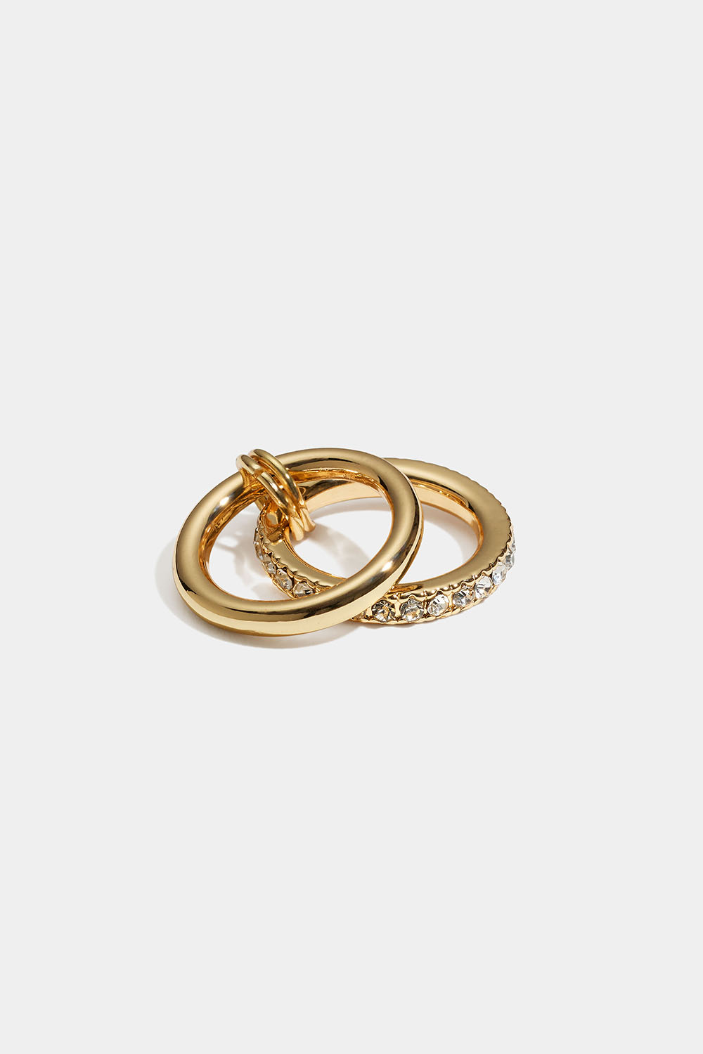 Guldfarvede sammenkoblede ringe med glasstenene i gruppen Smykker / Ringe hos Glitter (2560019920)