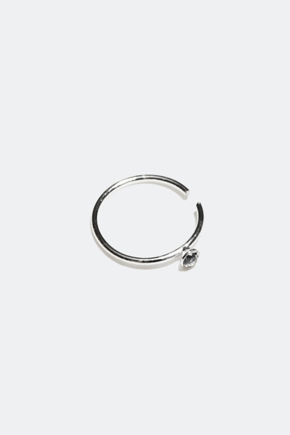 Næsepiercing i ægte sølv, ring med glassten i gruppen Smykker / Piercinger / Næsepiercinger hos Glitter (313201)