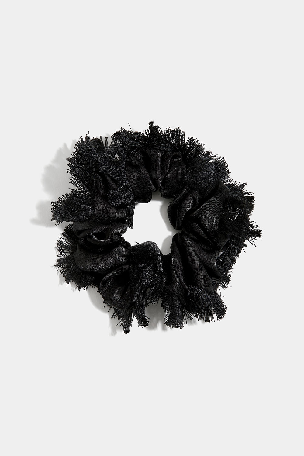 Scrunchie med flæser, sort i gruppen Håraccessories / Scrunchies hos Glitter (332001349000)