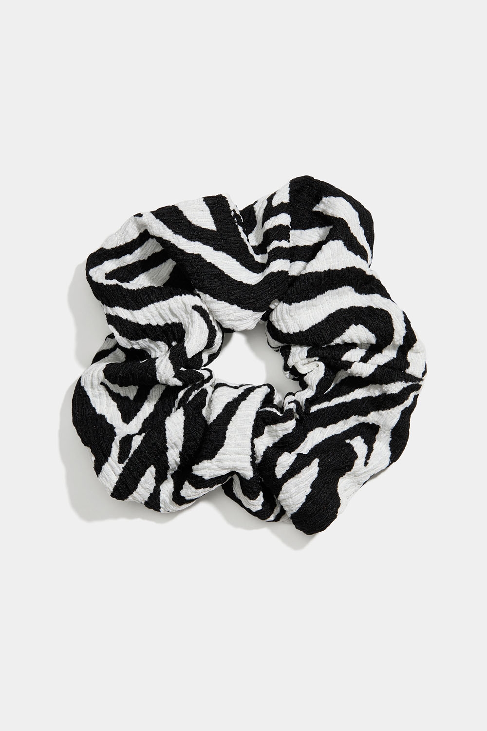 Zebra-scrunchie i gruppen Håraccessories / Scrunchies hos Glitter (332001410800)