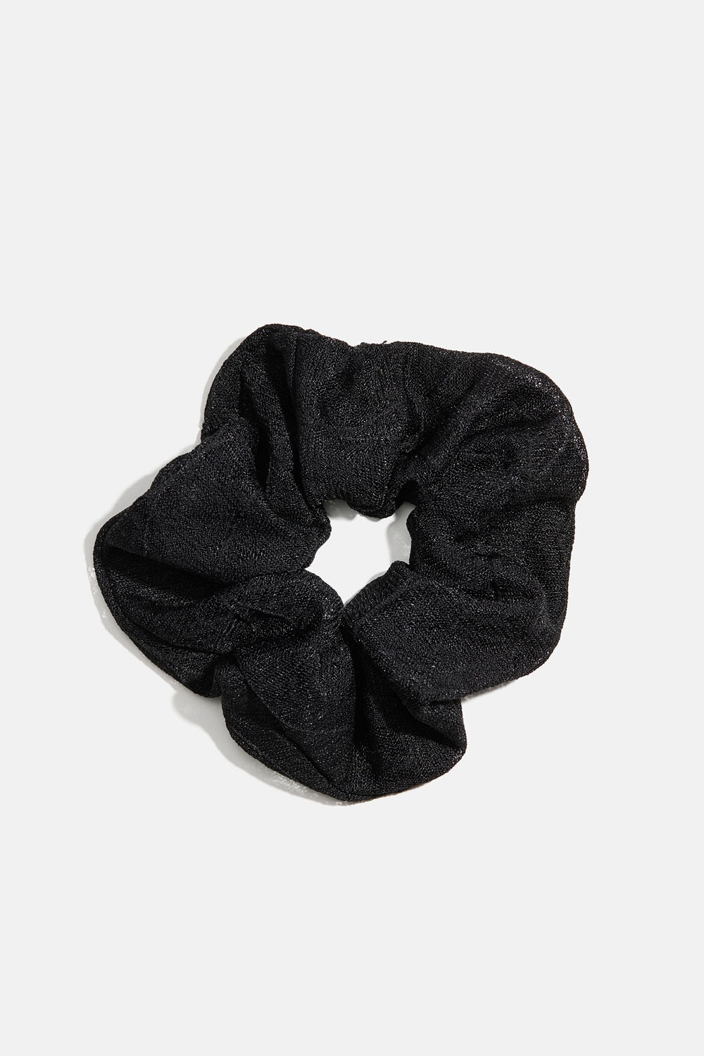 Sort scrunchie i mønstret netstof i gruppen Store week / hos Glitter (332001559000)