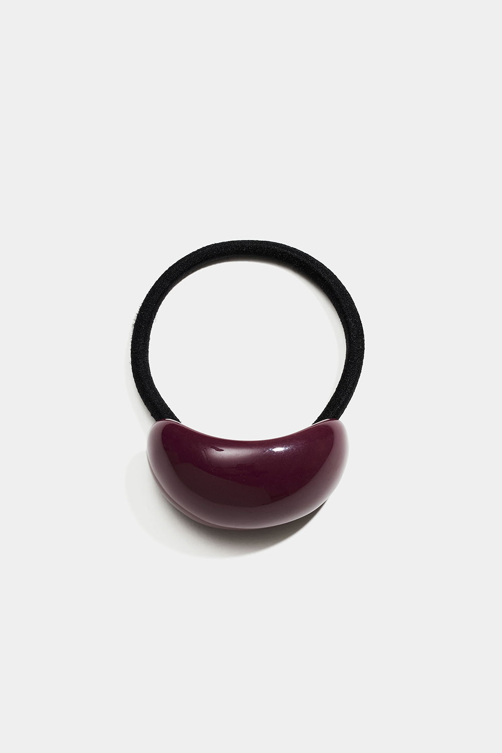 Sort hårbånd med bordeauxrød plastikdetalje i gruppen Håraccessories / Hårelastikker / Hårelastikker med detaljer hos Glitter (334001586300)