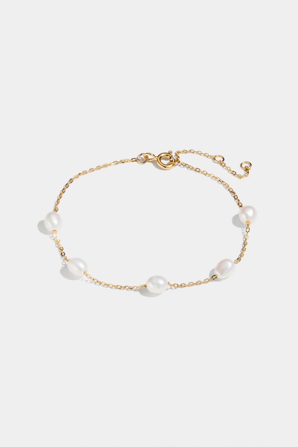 Armbånd i 18 karat guldbelagt sølv med ferskvandsperler i gruppen 18 kt. forgyldt sølv / Armbånd i 18 kt. guld hos Glitter (551000652002)