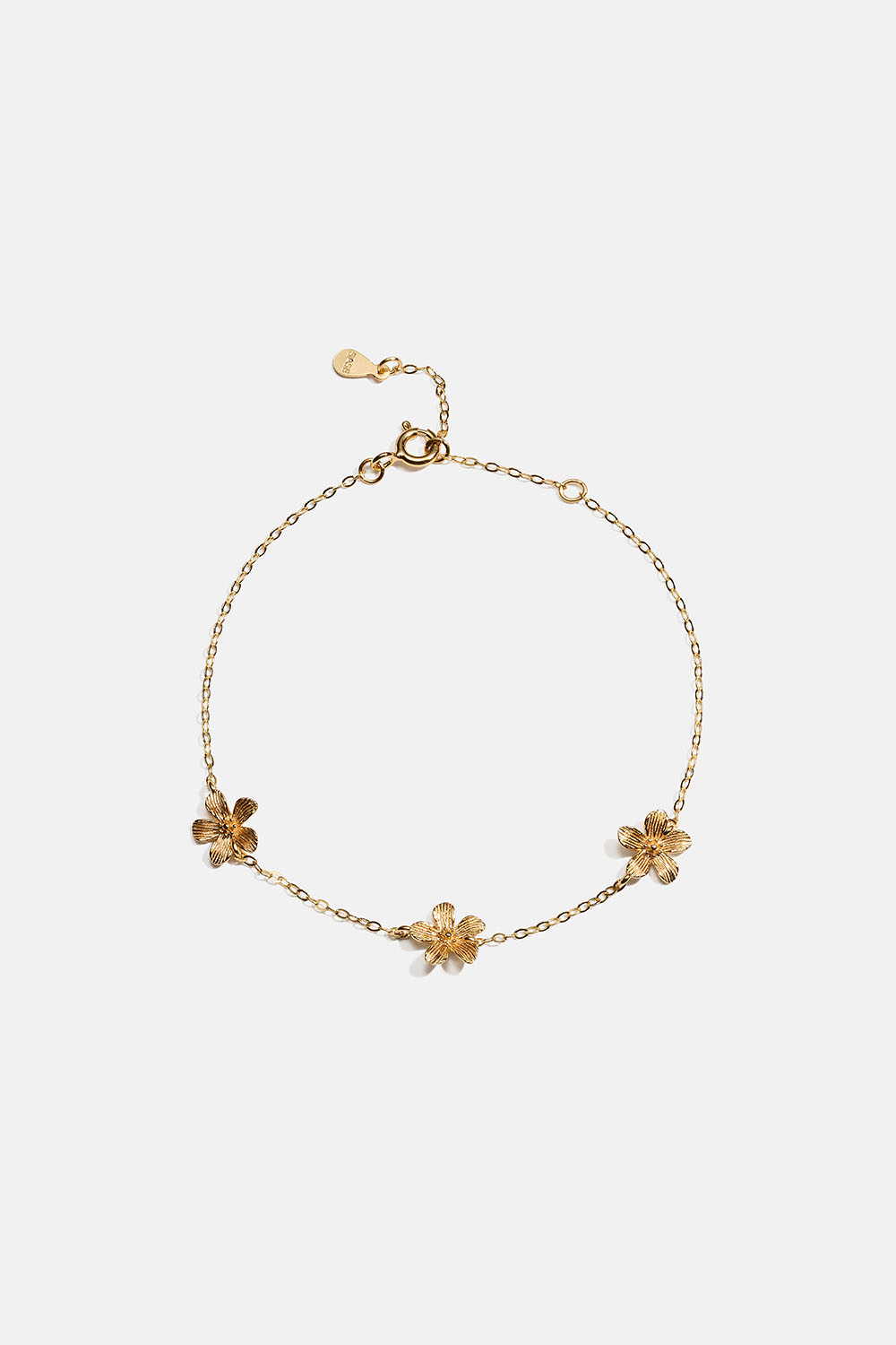 Armbånd i 18 karat forgyldt ægte sølv med strukturerede blomster i gruppen Guldbelagt ægte sølv / Guldbelagte armbånd hos Glitter (551001032002)