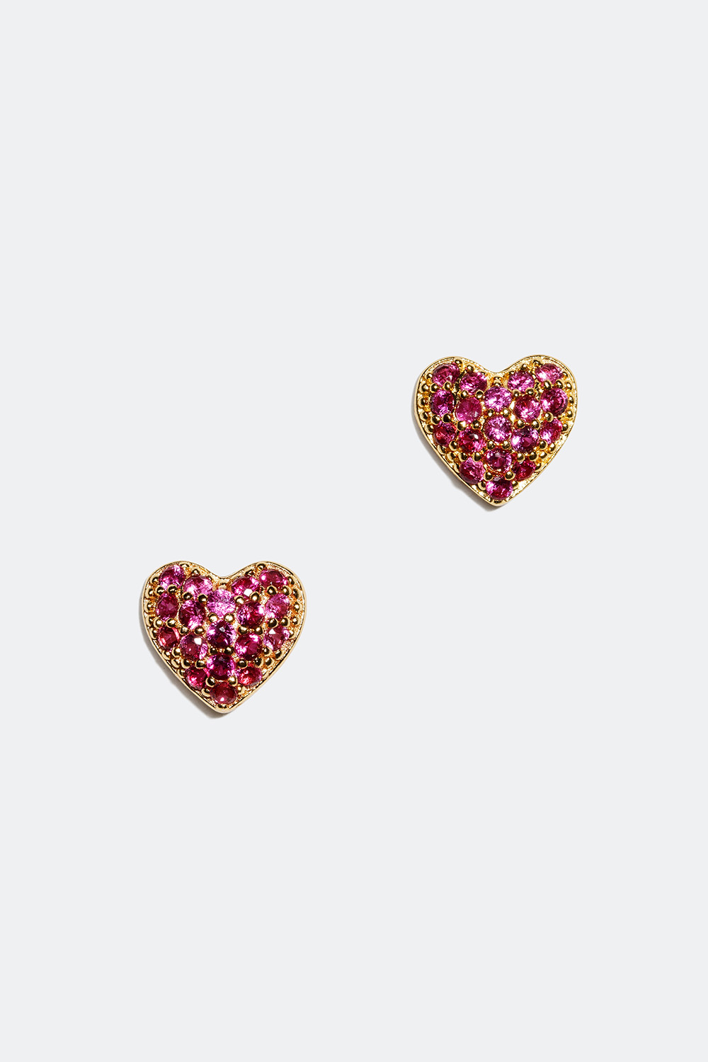 Hjerteformede ørestikker forgyldt med 18 karat guld med rosa Cubic Zirconia i gruppen 18 kt. forgyldt sølv / Øreringe i 18 kt. guld hos Glitter (553002125502)