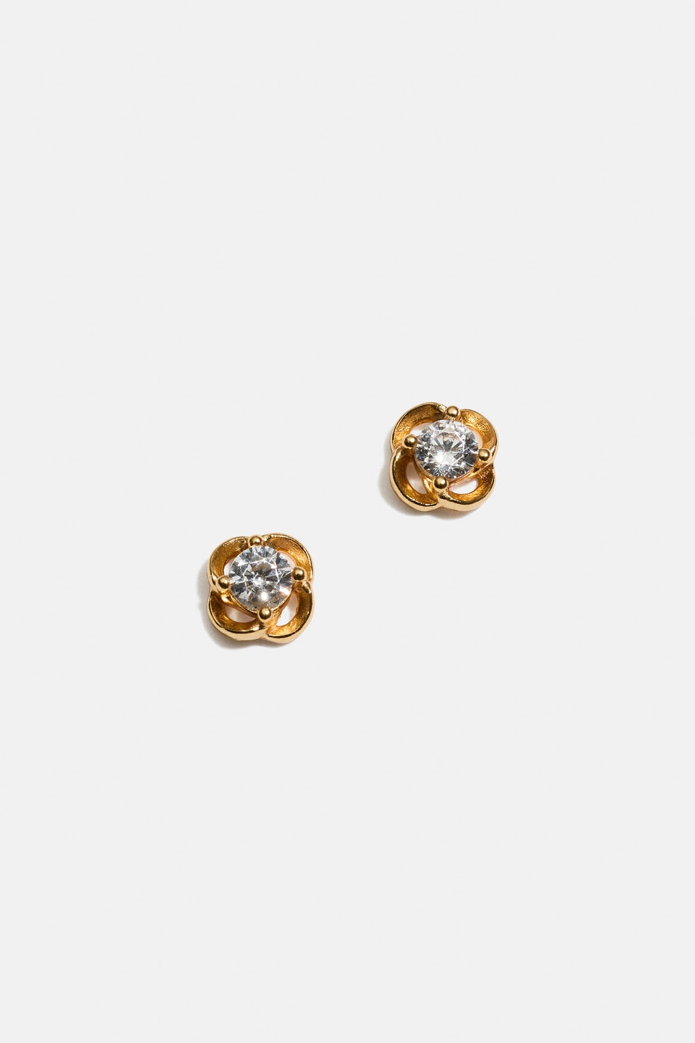 Små ørestikker i 18k forgyldt ægte sølv med runde former og kubiske zirkona i gruppen 18 kt. forgyldt sølv / Øreringe i 18 kt. guld hos Glitter (553004512002)