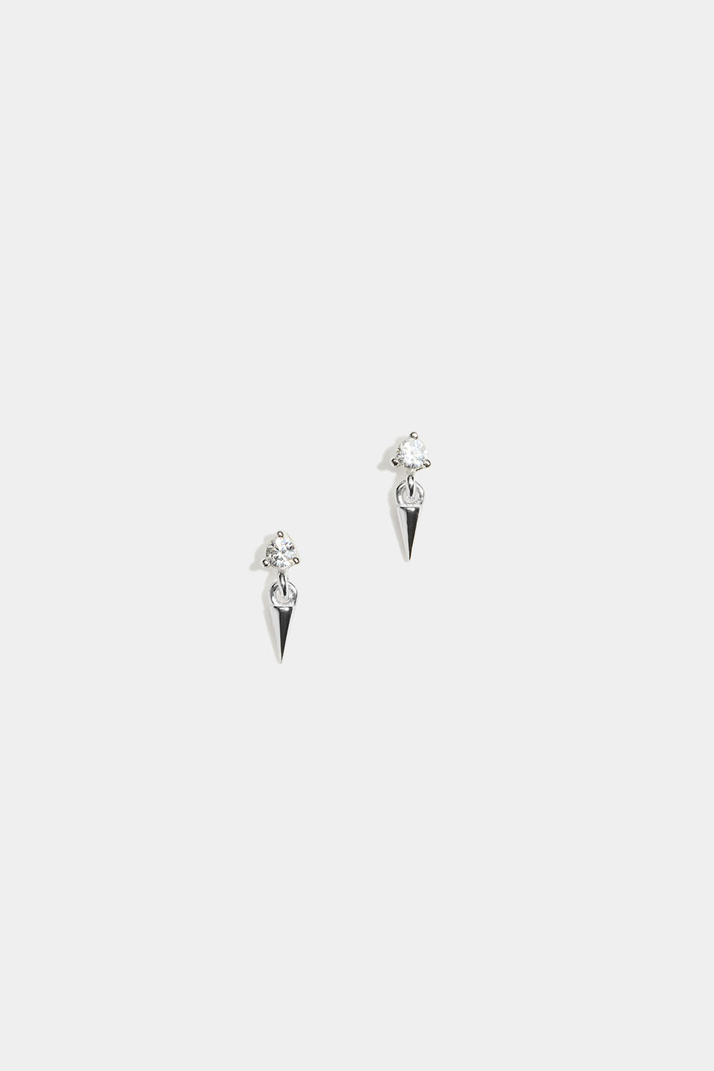 Små øreringe i ægte sølv med Cubic Zirconia og nittevedhæng i gruppen Ægte sølv / Sølvøreringe / Ørestikker i ægte sølv hos Glitter (553006141000)