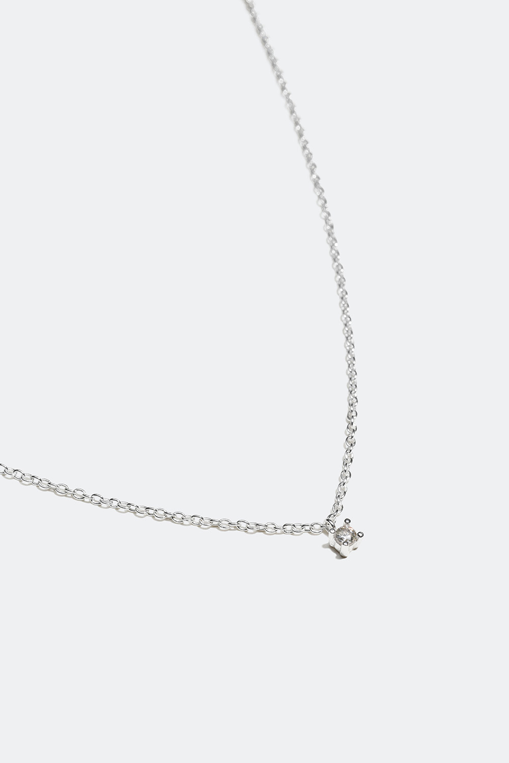 Smal sølvhalskæde med sten i kubisk zirkonia i gruppen Sølvsmykker / Sølvhalskæder / Halskæder med vedhæng hos Glitter (55400008)