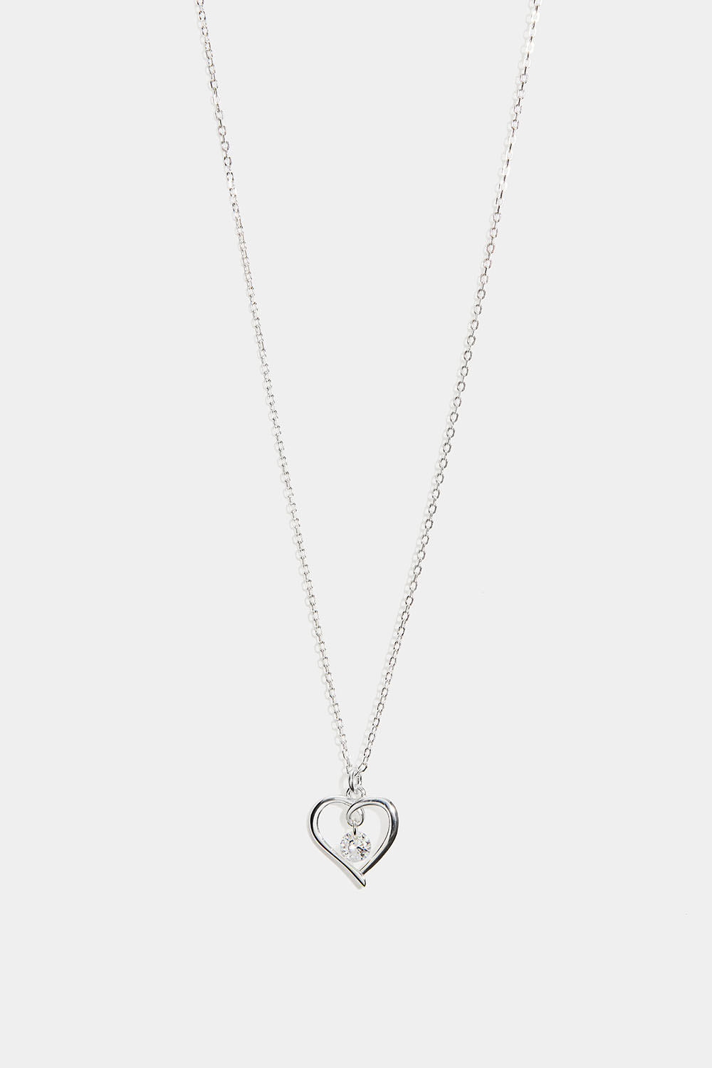 Halskæde i ægte sølv med hjertevedhæng og Cubic Zirconia-sten i gruppen Ægte sølv / Sølvhalskæder / Halskæder i ægte sølv med vedhæng hos Glitter (554004521000)