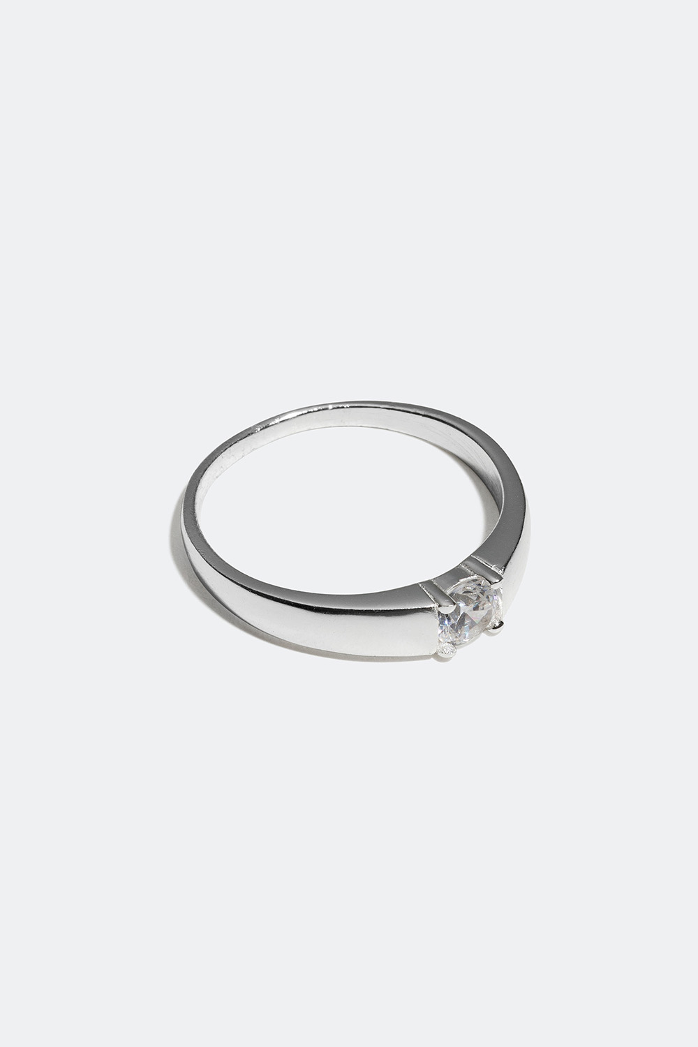 Glat ring i ægte sølv med Cubic Zirconia sten i gruppen Ægte sølv / Sølvringe / Sølv hos Glitter (55600054)