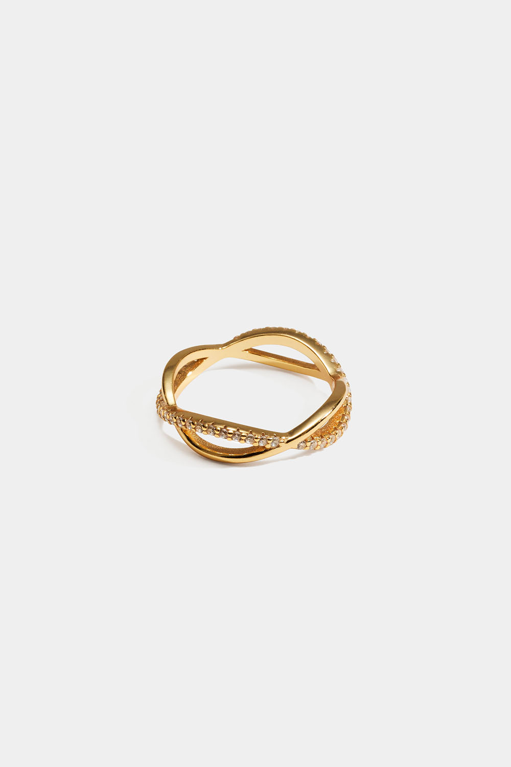 Snoet ring i 18k forgyldt ægte sølv med kubisk zirkonia i gruppen 18 kt. forgyldt sølv / Ringe i 18 kt. guld hos Glitter (5560009420)