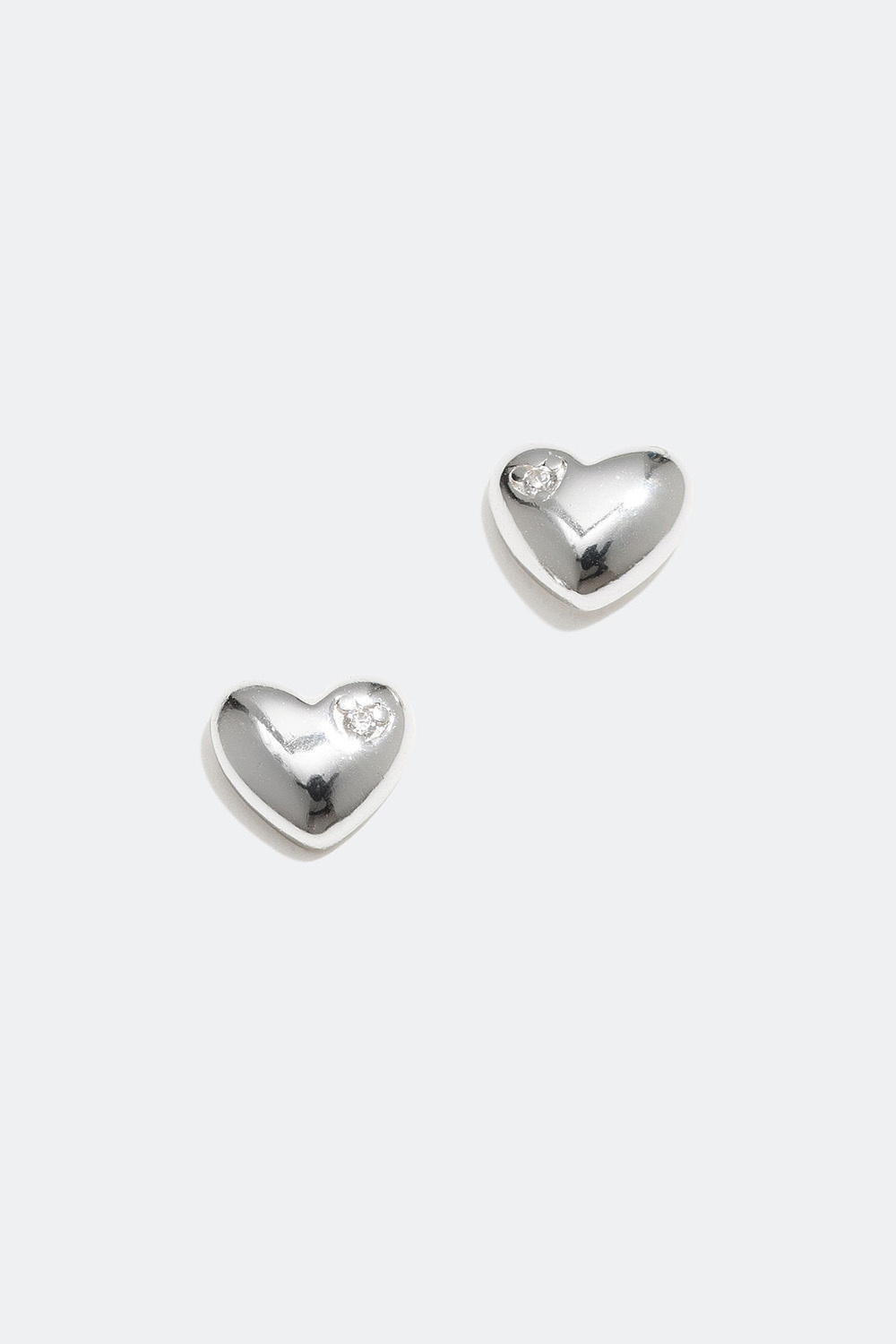 Ørestikker med hjerter i ægte sølv