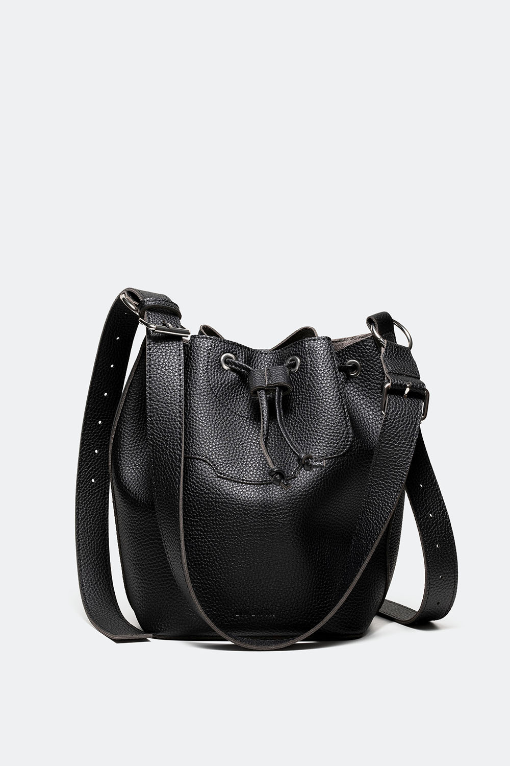 Sort bucket-taske med justerbar skulderrem