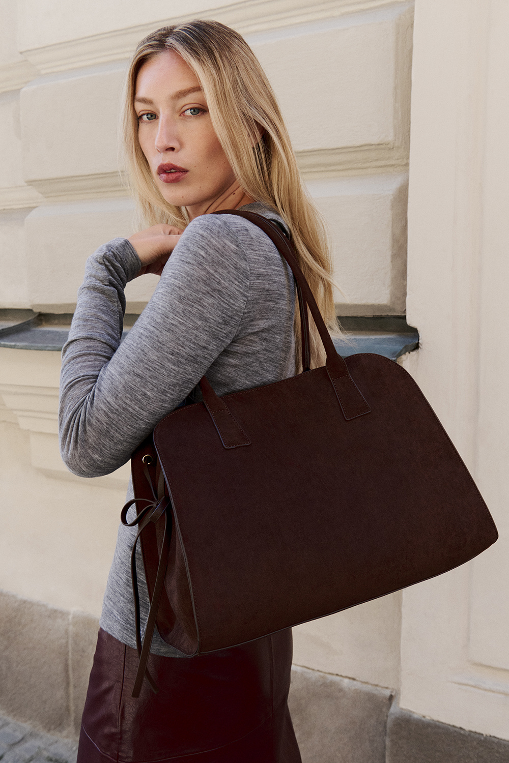 Stor brun shopper med afrundede kanter