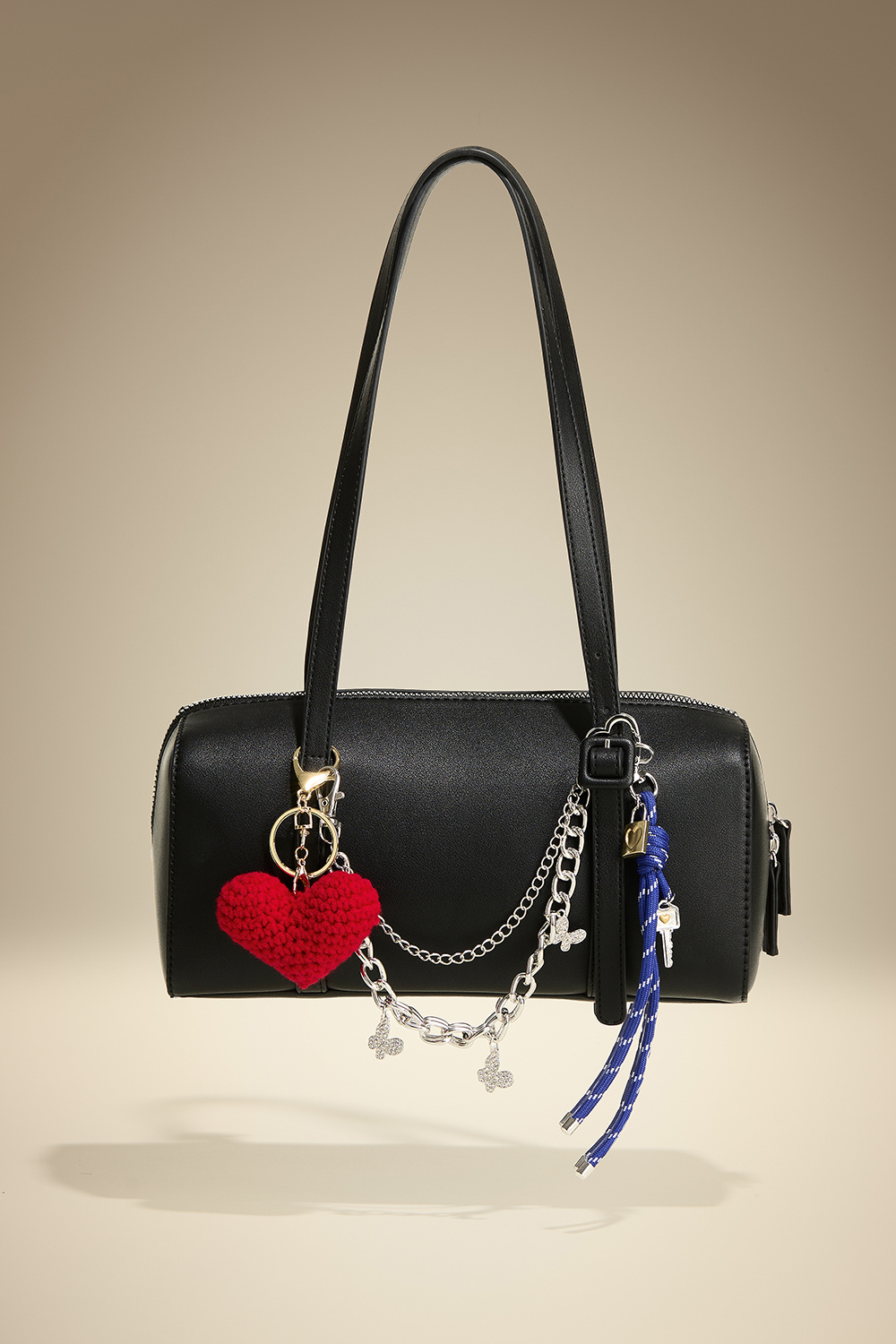 Taskepynt med hæklet hjerte