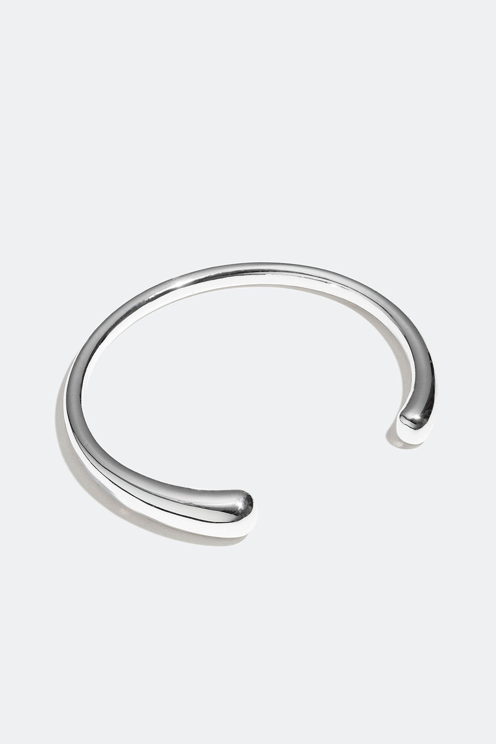 Armring med dråbeformet design