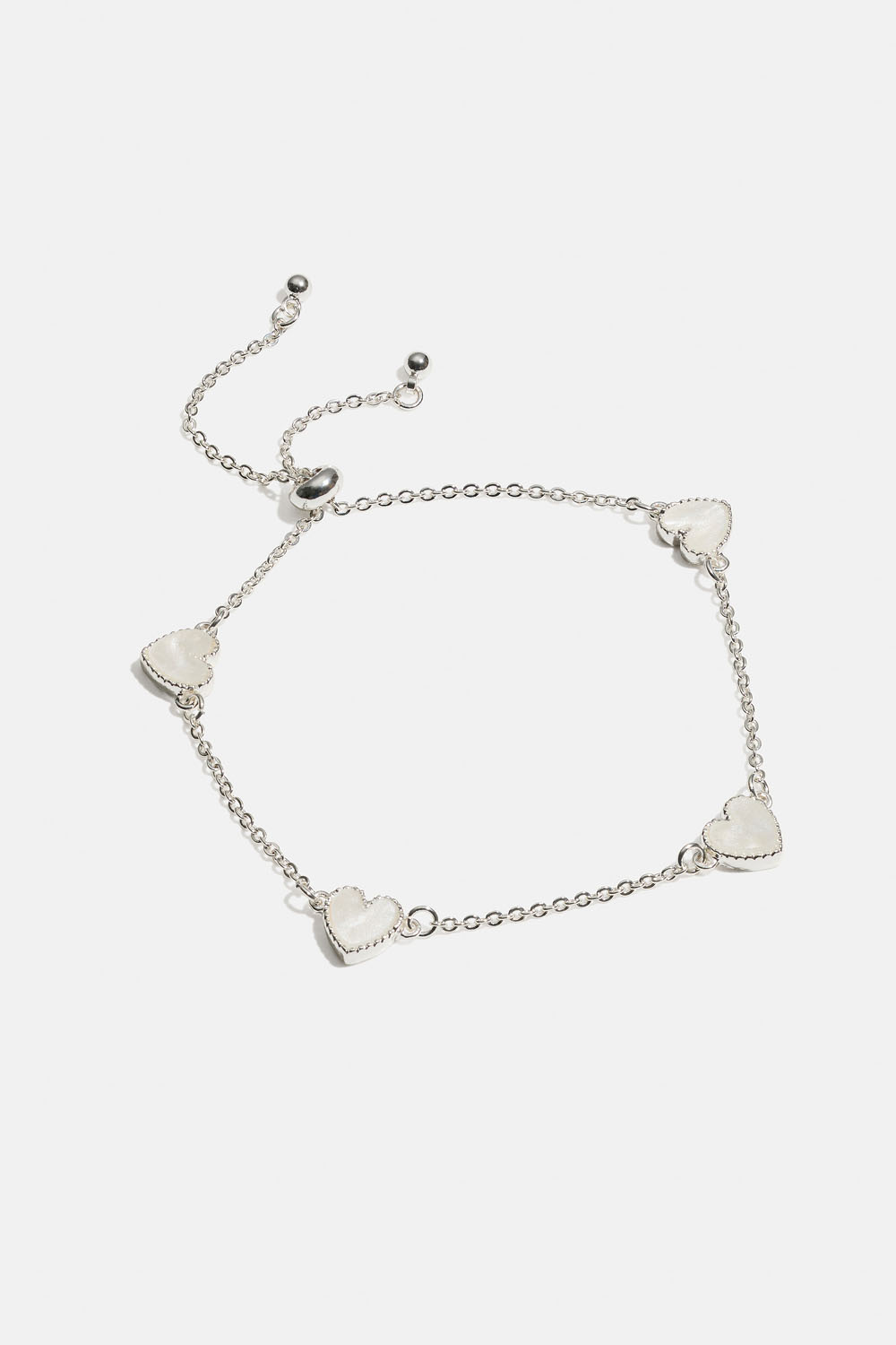 Armbånd med hvide hjerter